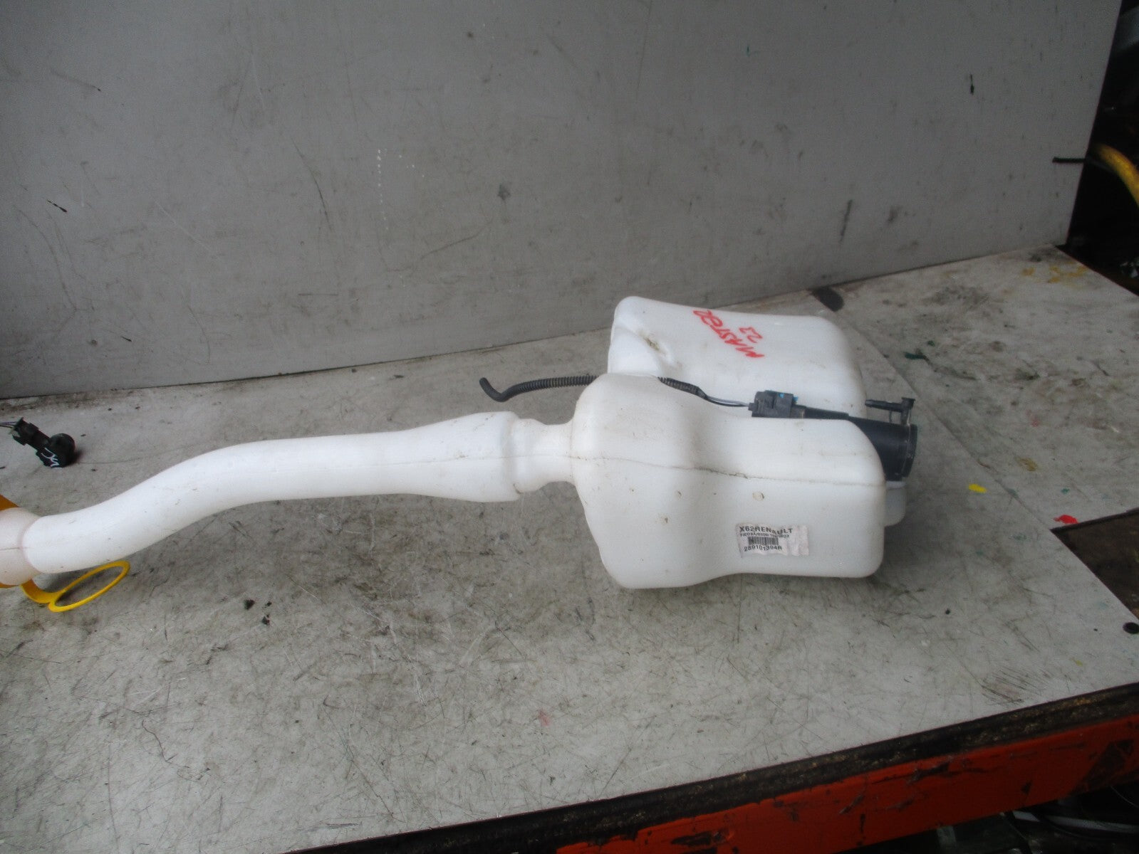 2023 RENAULT MASTER WASHER BOTTLE TANK FLUID 289101394R