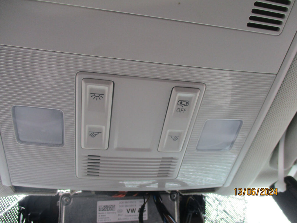 2020 VW VOLKSWAGEN T ROC FRONT INTERIOR ROOF READING LIGHT
