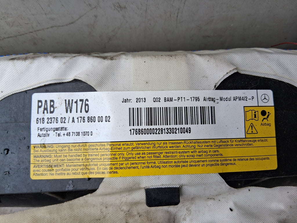 MERCEDES BENZ 2017 A CLASS W176 NSF PASSENGER SIDE DASHBOARD AIRBAG 618237602