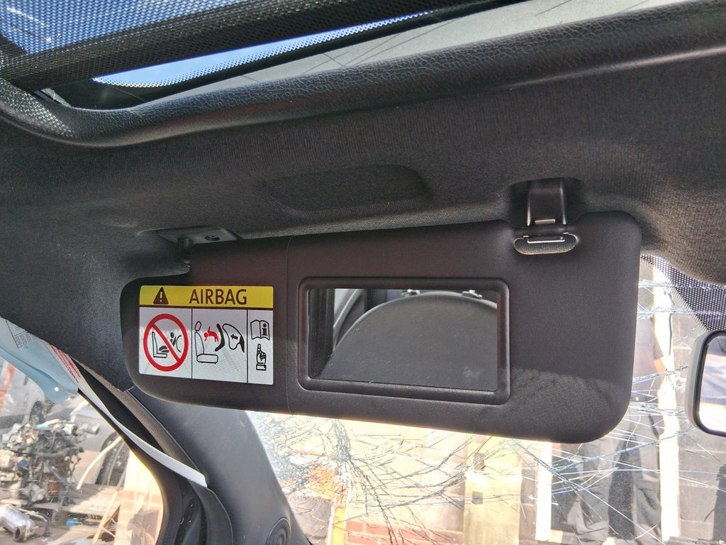 2025 FIAT 500 MHEV NSF PASSENGER SIDE FRONT LEFT SUN VISOR SHADE