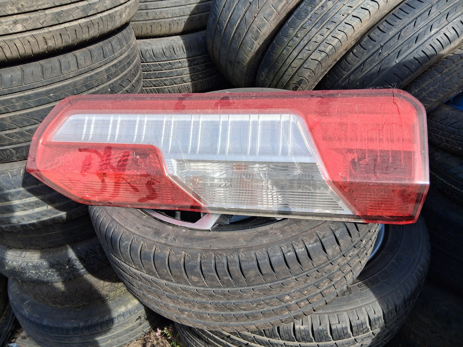 2021 FORD TRANSIT MK8 350 OSR DRIVER SIDE REAR RIGHT TAIL LIGHT BK3113404AG