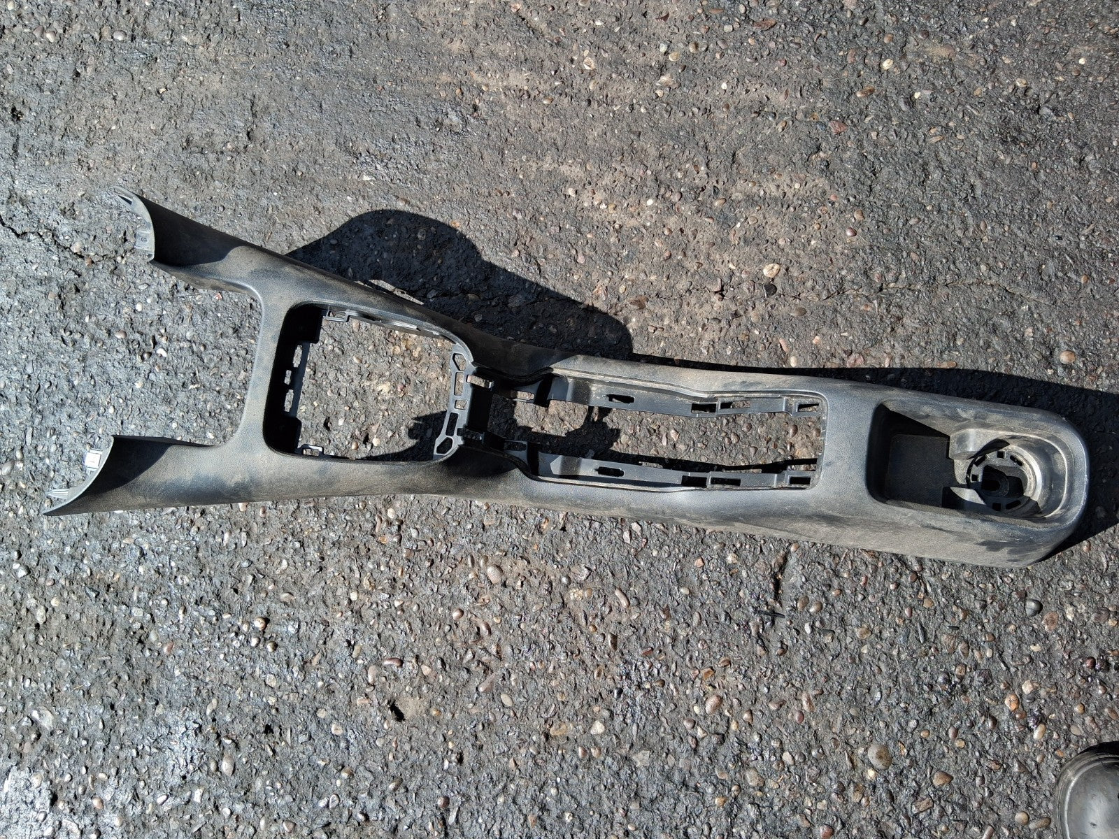 2021 CITROEN C3 MK3 CENTRE CONSOLE SURROUND TRIM PANEL COVER 9812499377