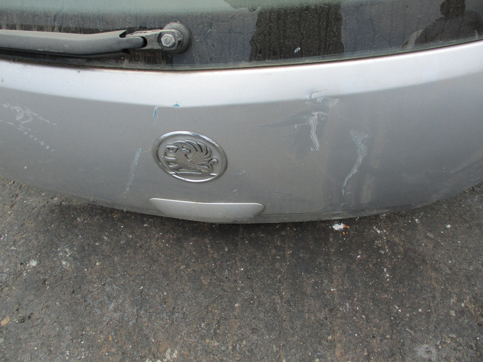 VAUXHALL CORSA ACTIVE 2009 3 DOOR REAR DOOR BOOTLID BOOT TAILGATE DAMAGED