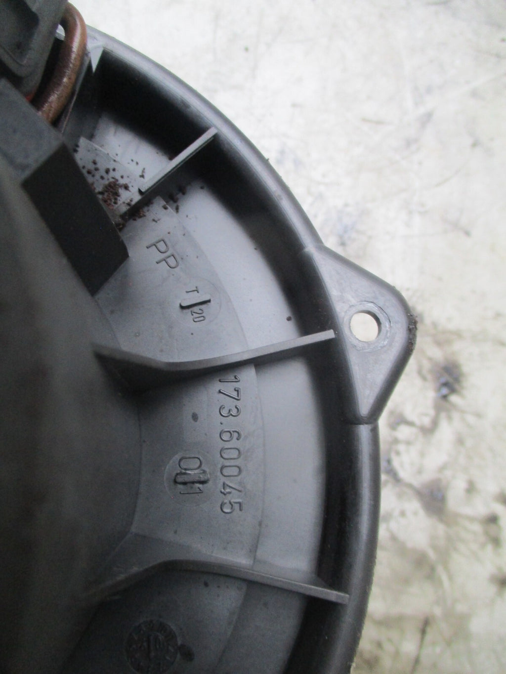 2011 LAND ROVER HEATER BLOWER MOTOR FAN MOTOR 17360045