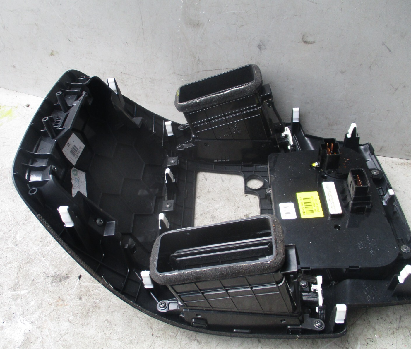 2009 HYUNDAI I30 HEATER CLIMATE CONTROL WITH AIR VENT TRIM U0789448
