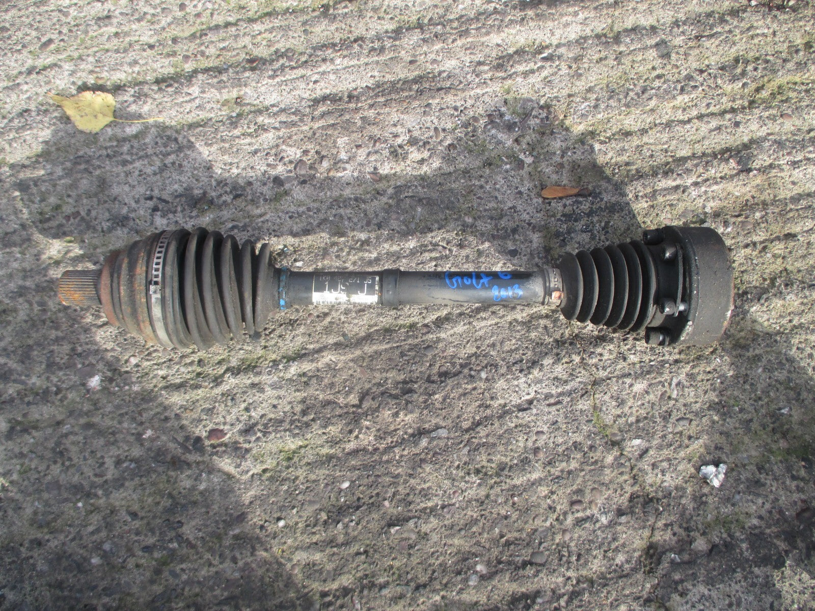 VW VOLKSWAGEN GOLF MK6 2016 1.6 DIESEL NS PASSENGER FRONT DRIVESHAFT 1K0407271JS