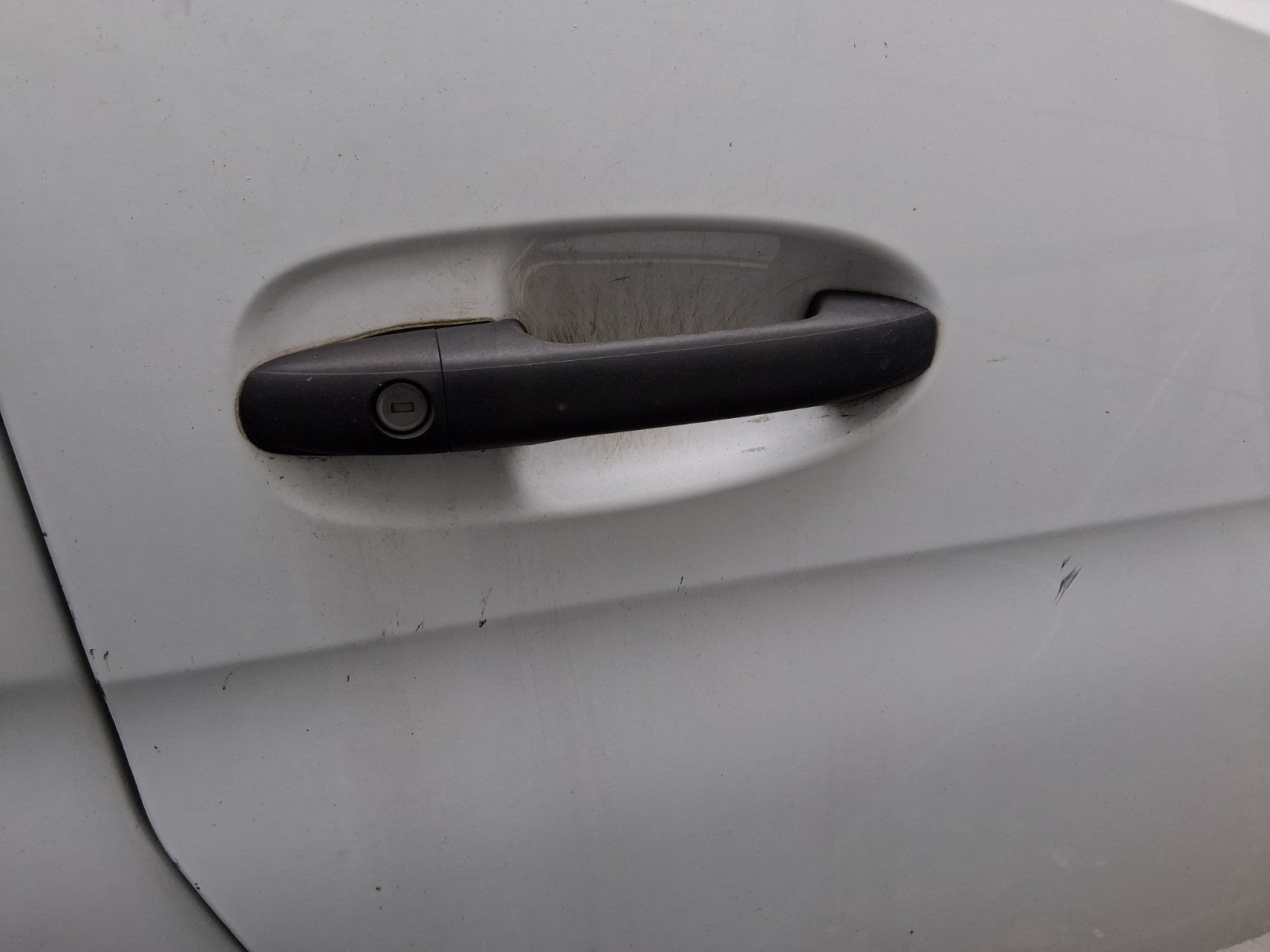 2018 MERCEDES BENZ SPRINTER W907 OSF DRIVER SIDE FRONT RIGHT DOOR HANDLE