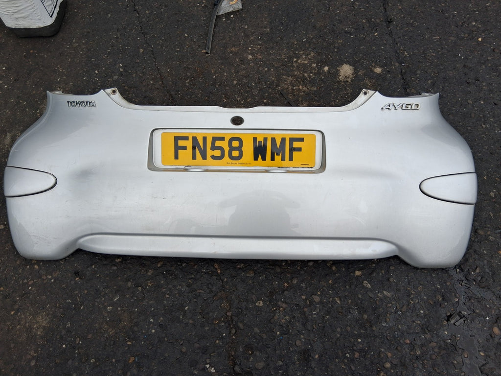 2008 TOYOTA AYGO MK1 REAR COMPLETE BUMPER SILVER