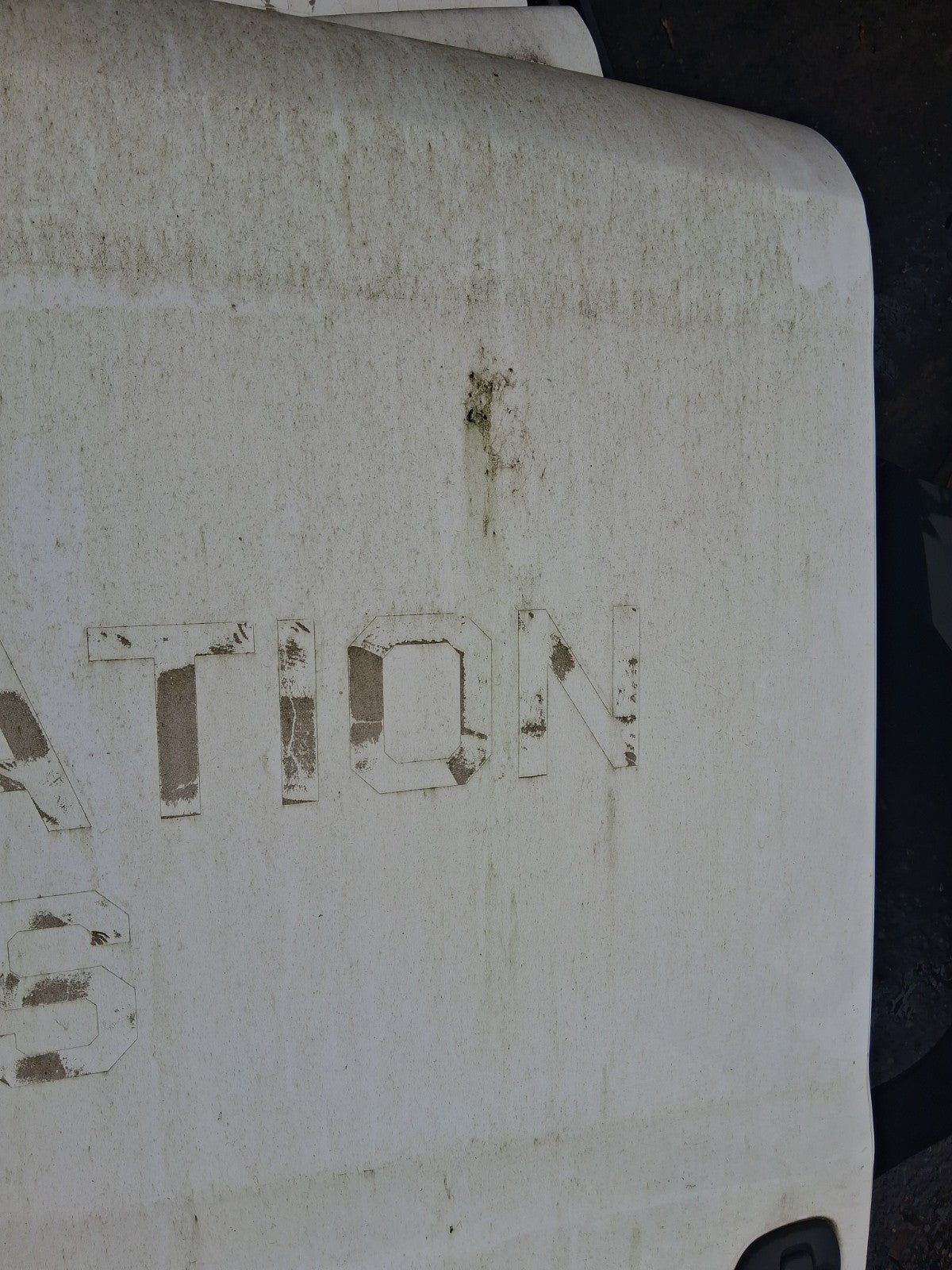 2013 FIAT DOBLO MK2 OS DRIVER SIDE RIGHT COMPLETE SLIDIND DOOR WHITE
