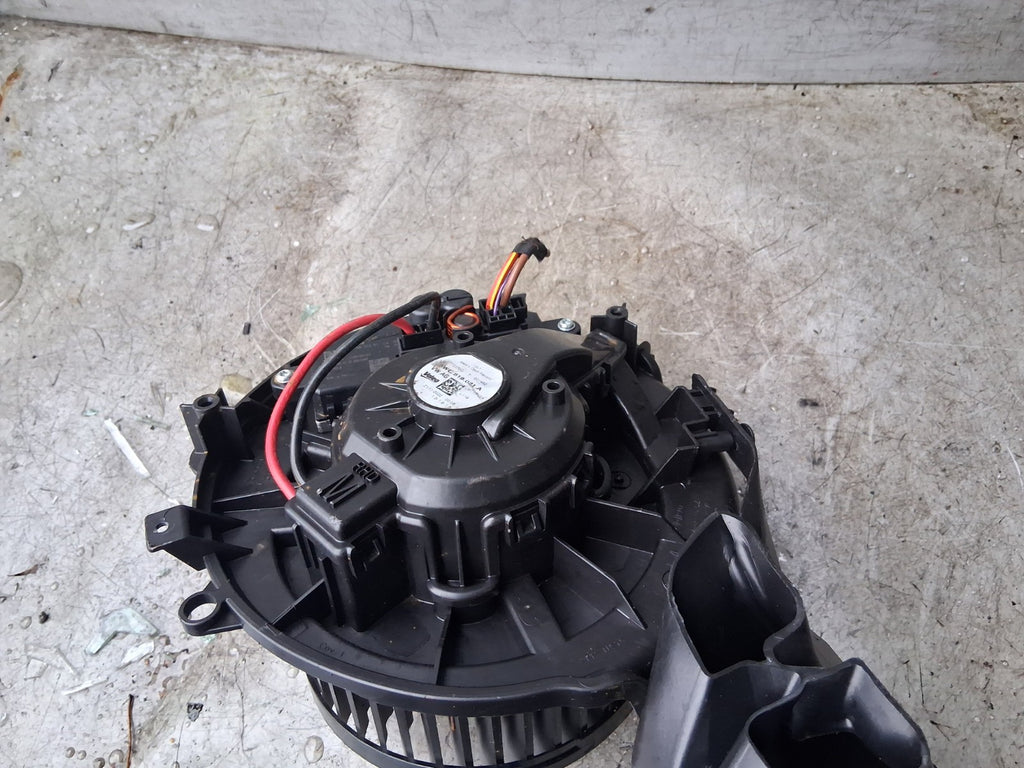 VW VOLKSWAGEN TIGUAN MK2 HEATER BLOWER MOTOR FAN 5WC819021