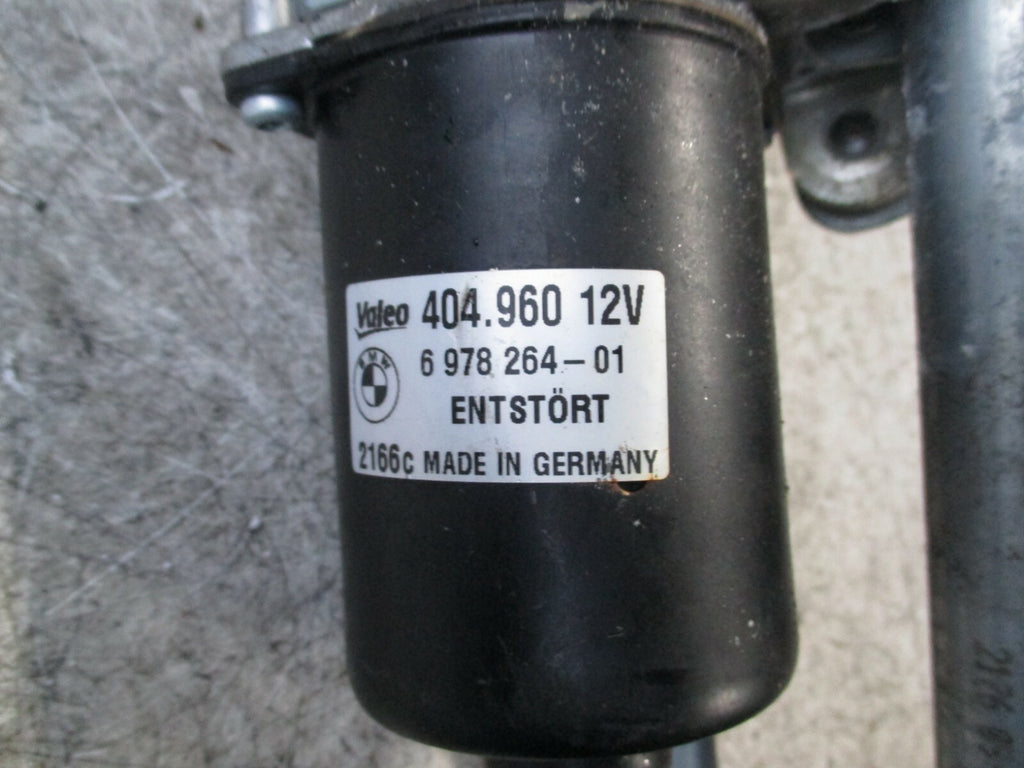 BMW 3 SERIES 2010 E90 FRONT WIPER MOTOR WITH LINKAGE 697826401