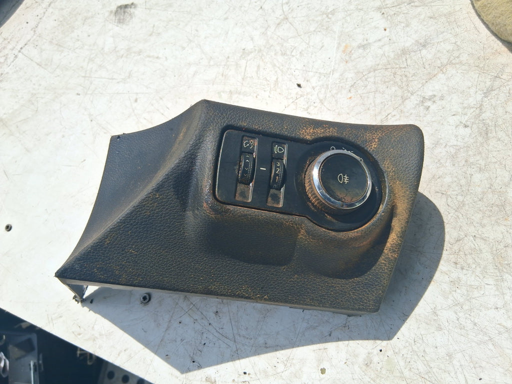 2013 VAUXHALL ASTRA J HEADLIGHT ADJUSTER CONTROL SWITCH 13268697