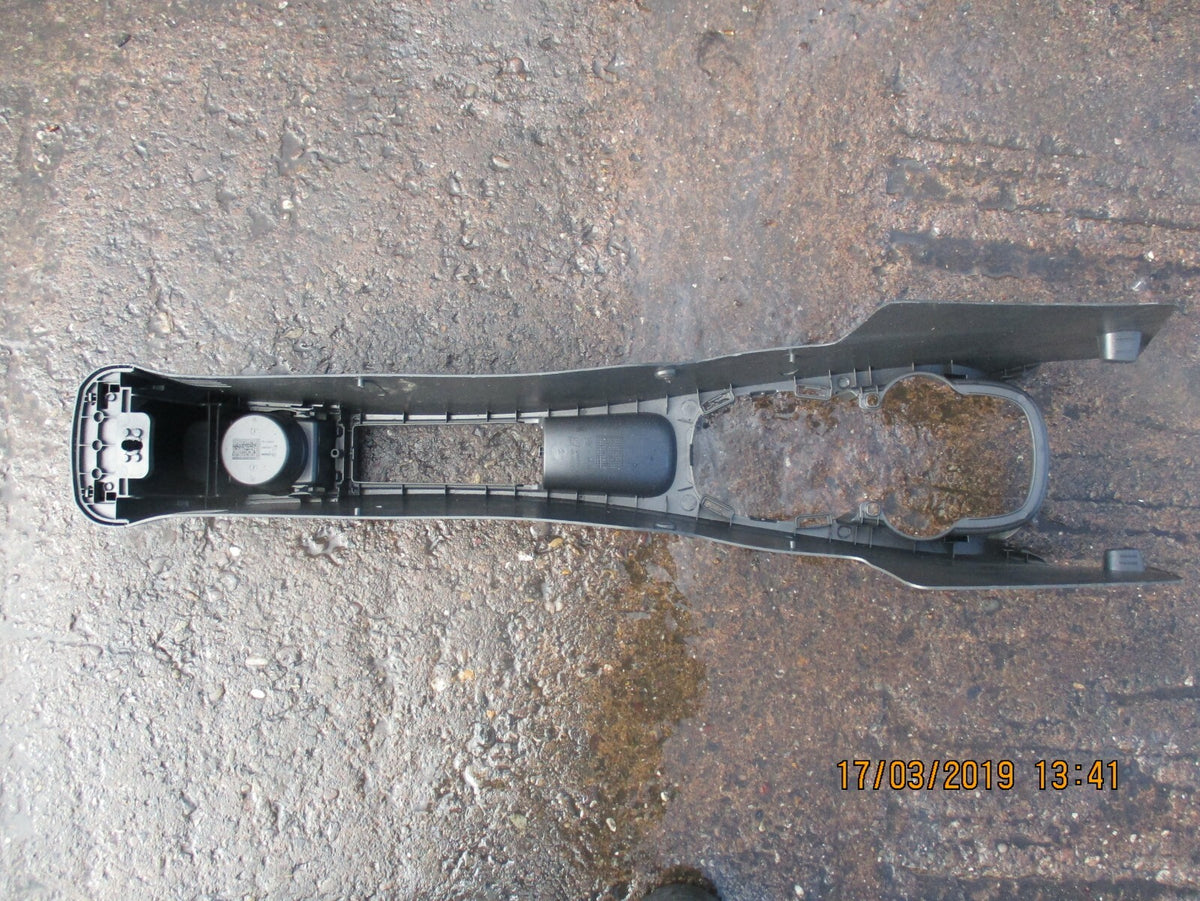 VAUXHALL CORSA D CUP HOLDERS GEAR STICK & HANDBRAKE CENTRE CONSOLE TRIM