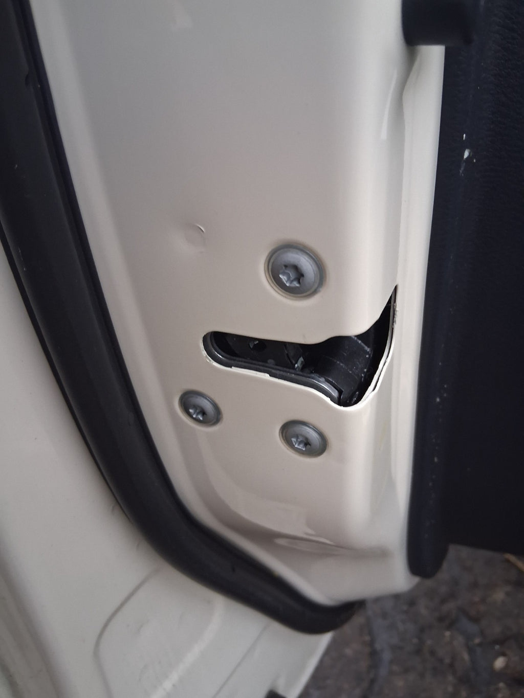 2018 NISSAN MICRA K14 NSF PASSENGER SIDE FRONT LEFT DOOR LOCK MECHANISM