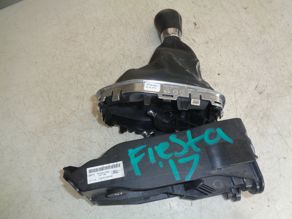 FORD FIESTA MK7 2017 5 SPEED MANUAL GEARSTICK GEAR SHIFTER C1BR7C453AKE
