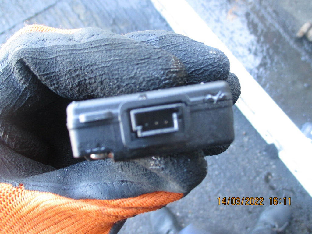 JAGUAR XE 2019 COMFORT CONTROL MODULE K8D2-15K622-AB