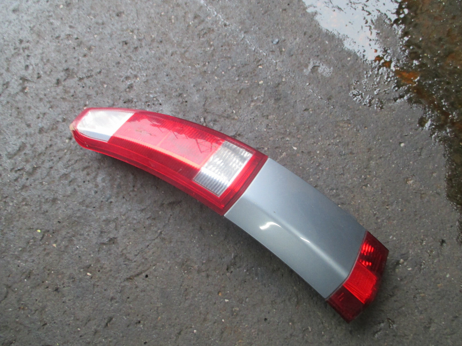 VAUXHALL MERIVA A MK1 2005 NSR PASSENGER SIDE REAR TAIL LIGHT