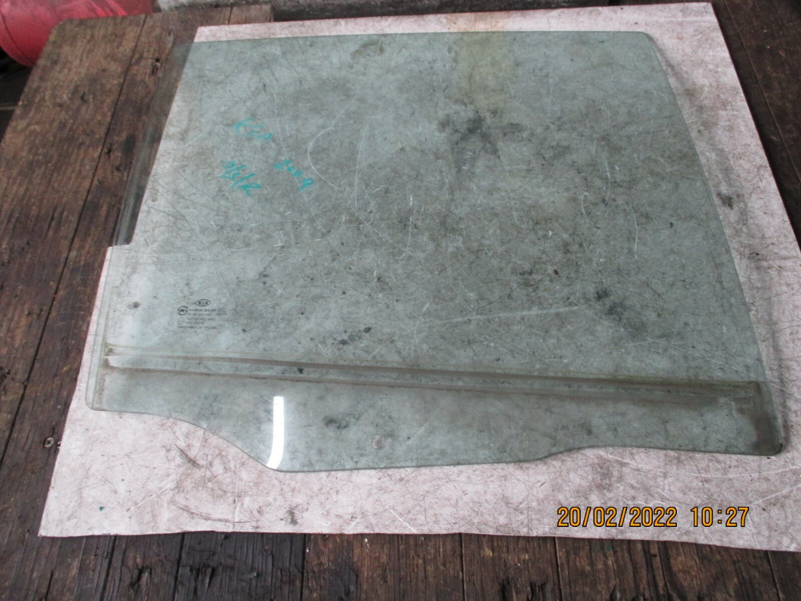 KIA CARENS 2009 MK2 OSR REAR DRIVER SIDE WINDOW GLASS
