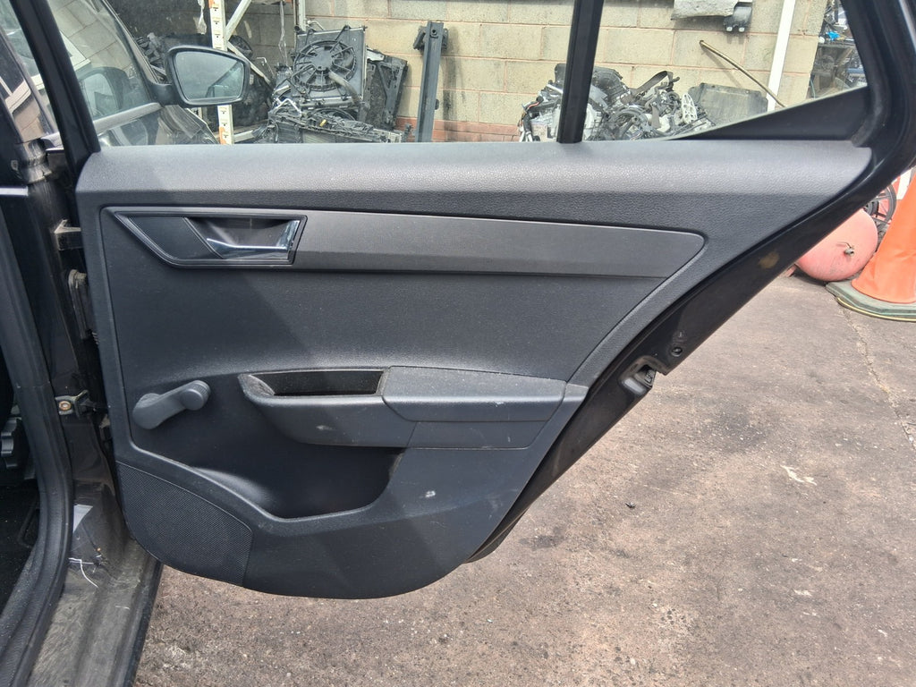 2020 SKODA FABIA MK3 NJ HATCHBACK OSR DRIVER SIDE REAR RIGHT DOOR CARD PANEL