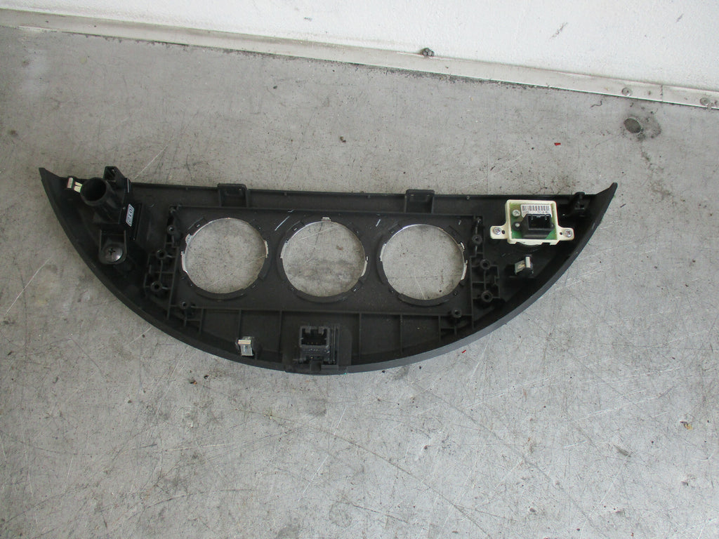 NISSAN NOTE E11 MK1 HEATER AC CONTROL SURROUND TRIM