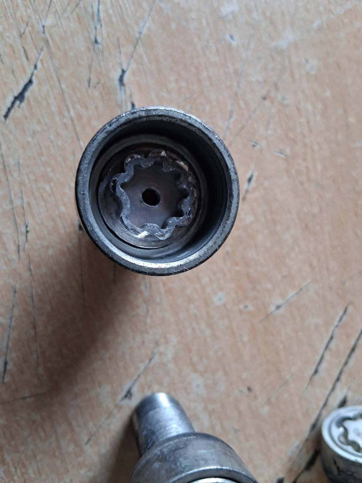 2022 AUDI Q2 S LINE MK1 4 LOCKING WHEEL NUTS WITH KEY