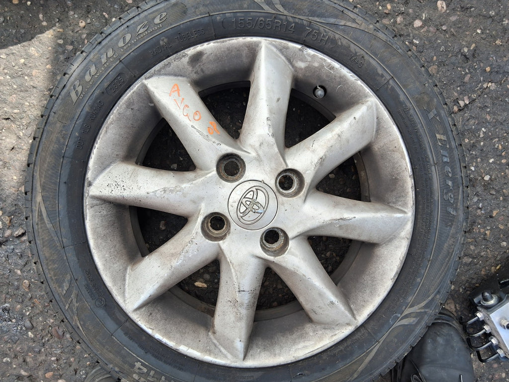 2008 TOYOTA AYGO MK1 14 INCH ALLOY WHEEL WITH TYRE 155/65R14