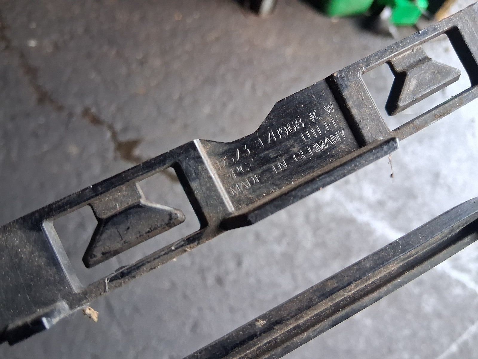 2016 FORD MONDEO MK5 HATCHBACK FRONT BUMPER LOWER GRILL DS7317B968