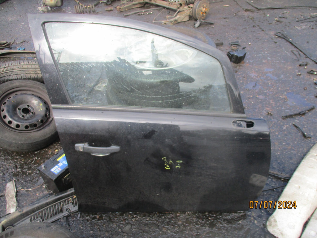 2011 VAUXHALL CORSA D 5 DOOR OSF DRIVER SIDE FRONT DOOR COMPLETE BLACK Z20R