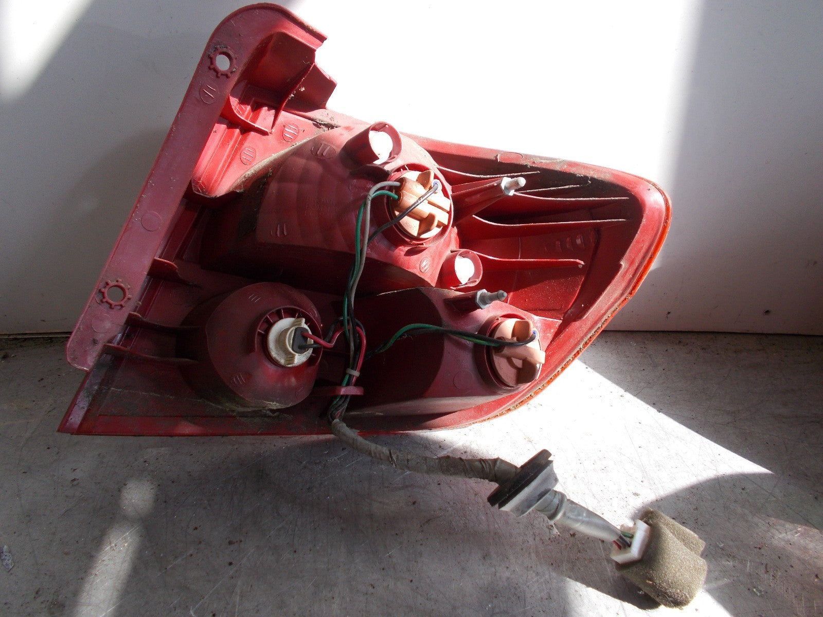 HYUNDAIGETZ NS PASSENGER REAR LIGHT 924011C0