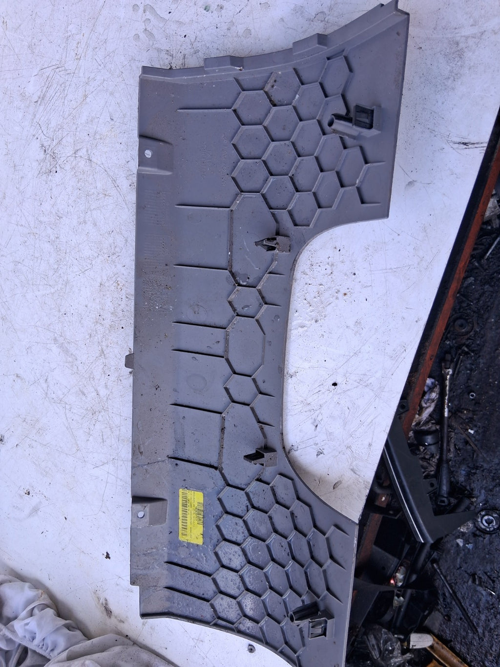 2016 MERCEDES SPRINTER W906 DASHBOARD LOWER TRIM PANEL RIGHT SIDE  A9066891508
