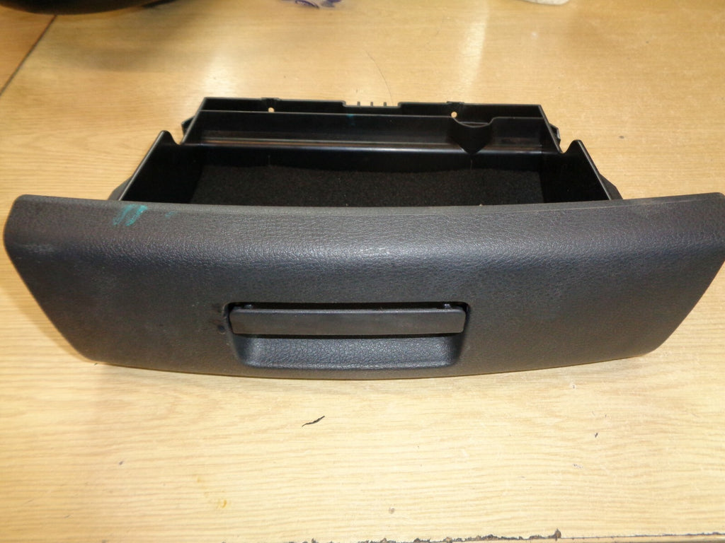 VW VOLKSWAGEN 2015 MK7 GOLF SEAT DRAWER LEFT DRIVER SEAT DRAWER OEM 5G0882601A