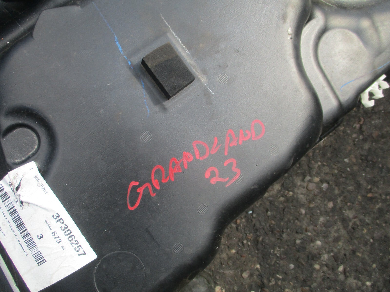 2023 VAUXHALL GRANDLAND 1.2 PETROL FUEL TANK 9848967380