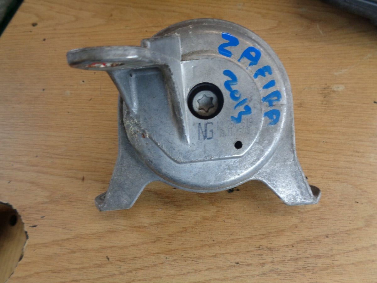 VAUXHALL ZAFIRA B 20131.8 ENGINE MOUNT OSF DRIVER SIDE FRONT 13257619