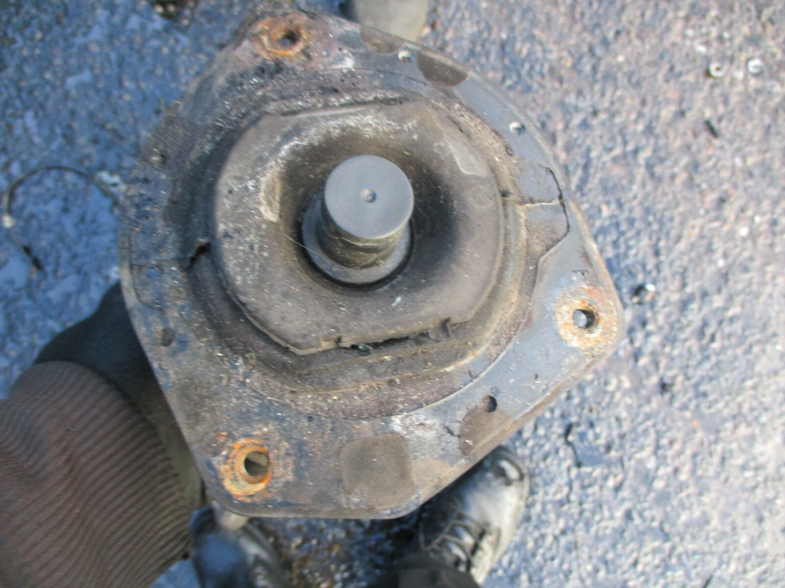MERCEDES CITAN W415 2013 108 CDI 1.5 DIESEL NS PASSENGER SIDE SUSPENSION LEG