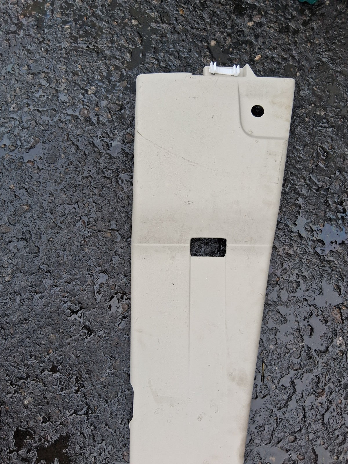 2024 FIAT DUCATO MK3 OSF DRIVER SIDE FRONT B PILLAR TRIM PANEL 1305995070