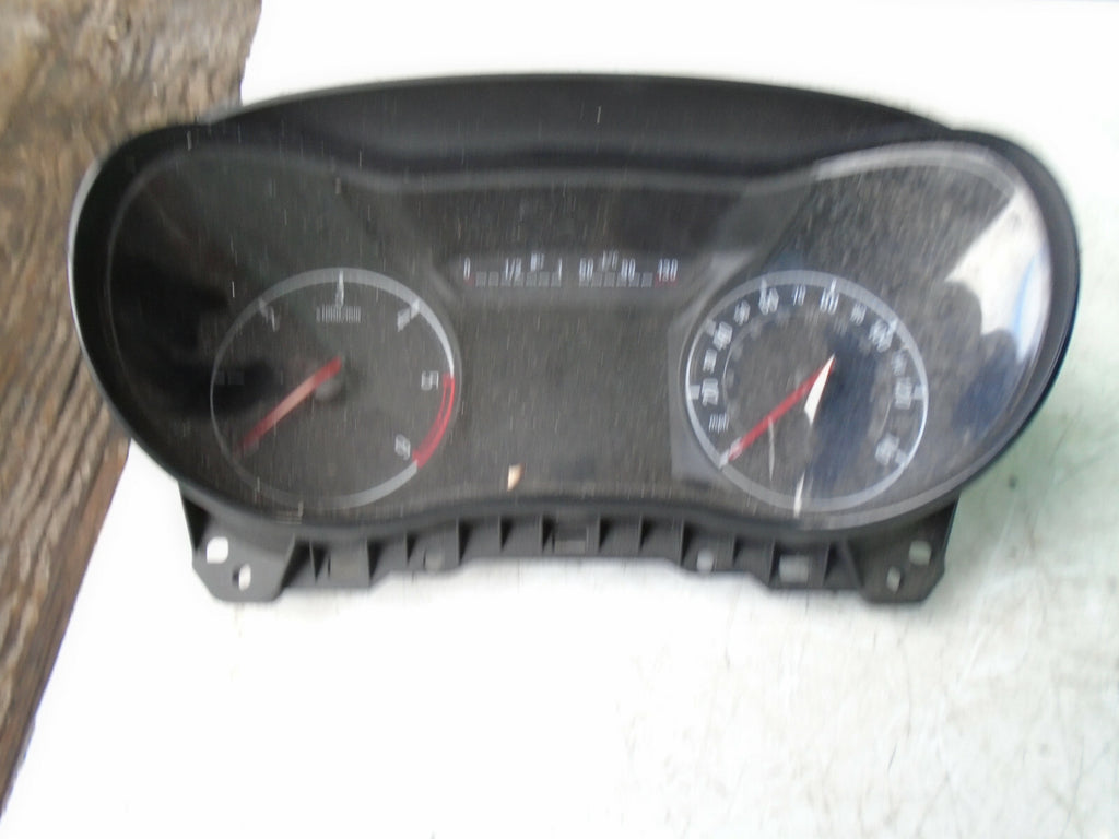 VAUXHALL CORSA E 2015 1.2 1.4 PETROL SPEEDO CLOCKS INSTRUMENT CLUSTER 39022766