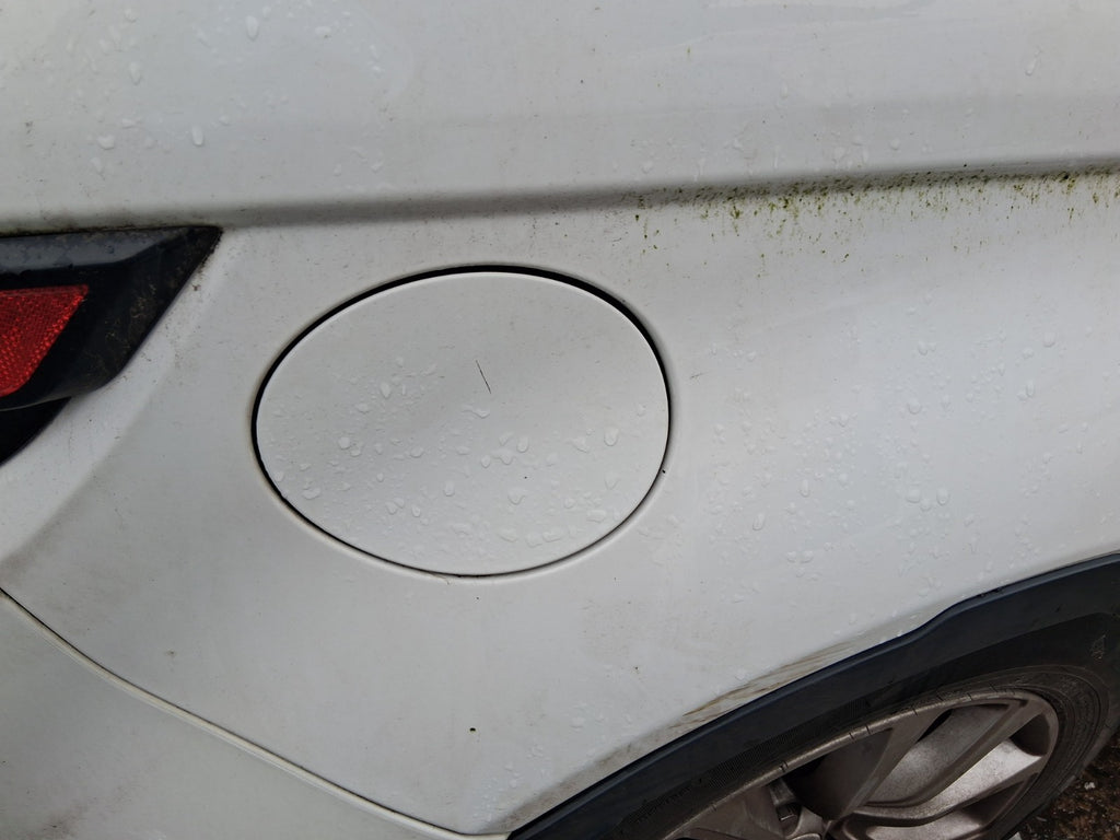 2015 RANGE ROVER EVOQUE L538 FUEL FLAP LID COVER WHITE