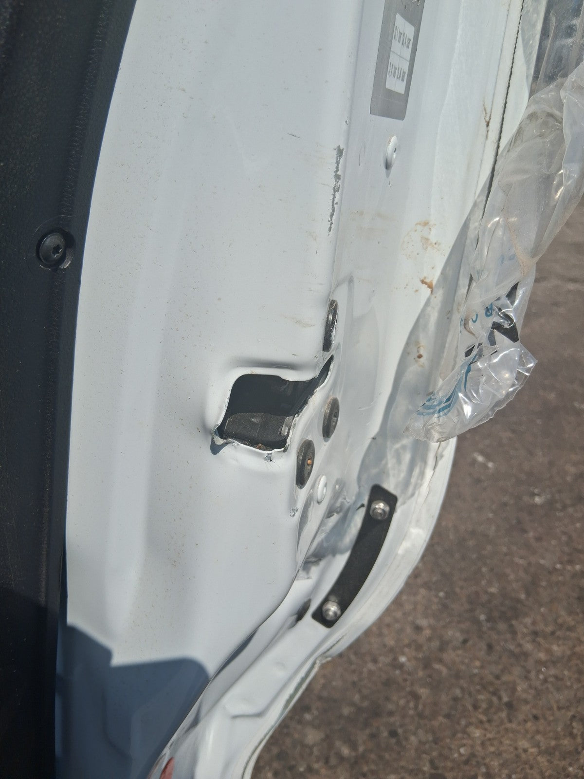2025 RENAULT TRAFIC X82 MK3 OSF DRIVER SIDE FRONT RIGHT DOOR LOCK MECHANISM