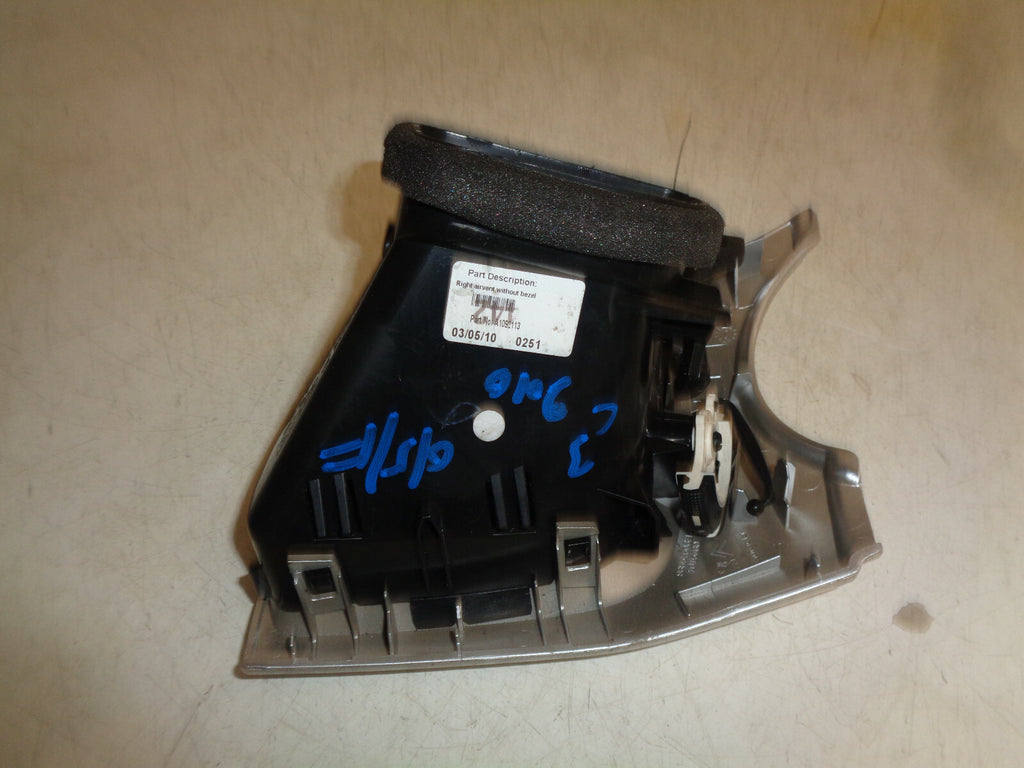 CITROEN C3 MK2 2010 OS DRIVER SIDE DASHBOARD AIR VENT