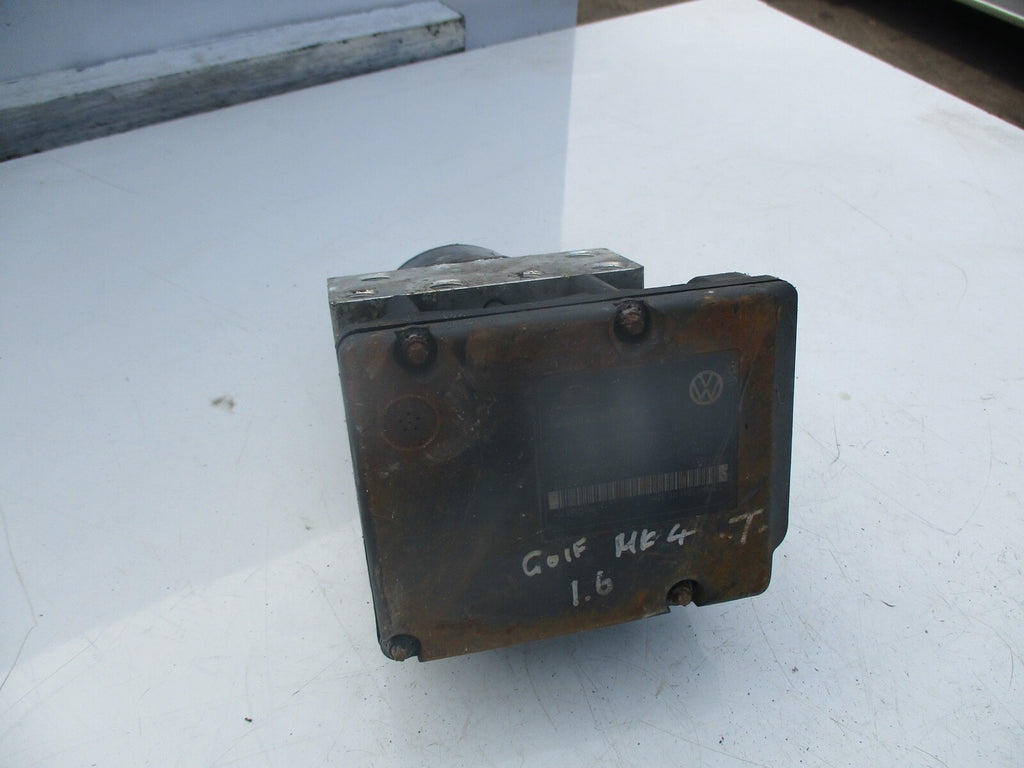 VW VOLKSWAGEN GOLF MK4 1.8 ABS PUMP 1 J0 907 379 D