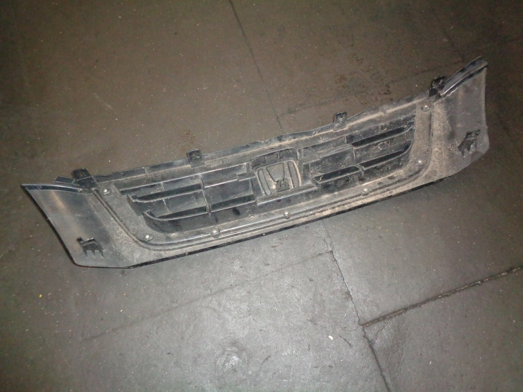 HONDA CRV CR-V 1999-2001 FRONT BUMPER CENTER GRILL WITH BADGE 751010000
