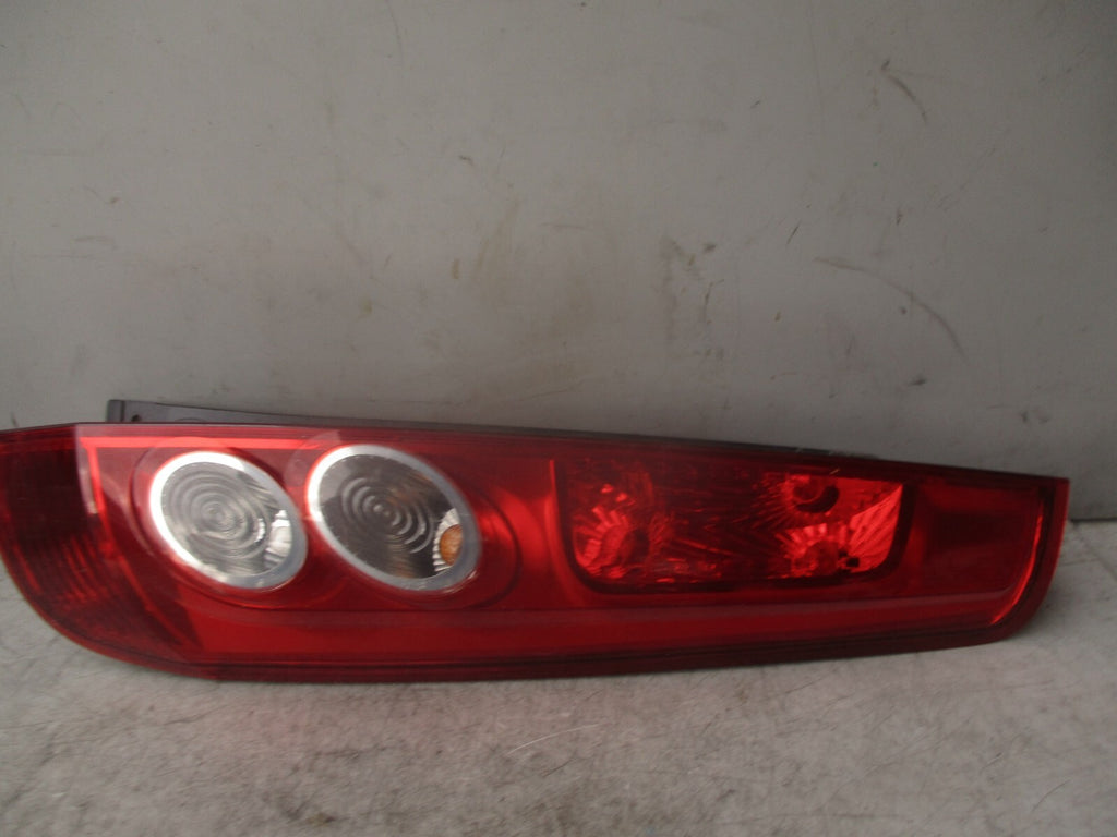 2007 FORD FIESTA MK6 OSR DRIVER SIDE REAR TAIL LIGHT TAIL LAMP 6S6113404B