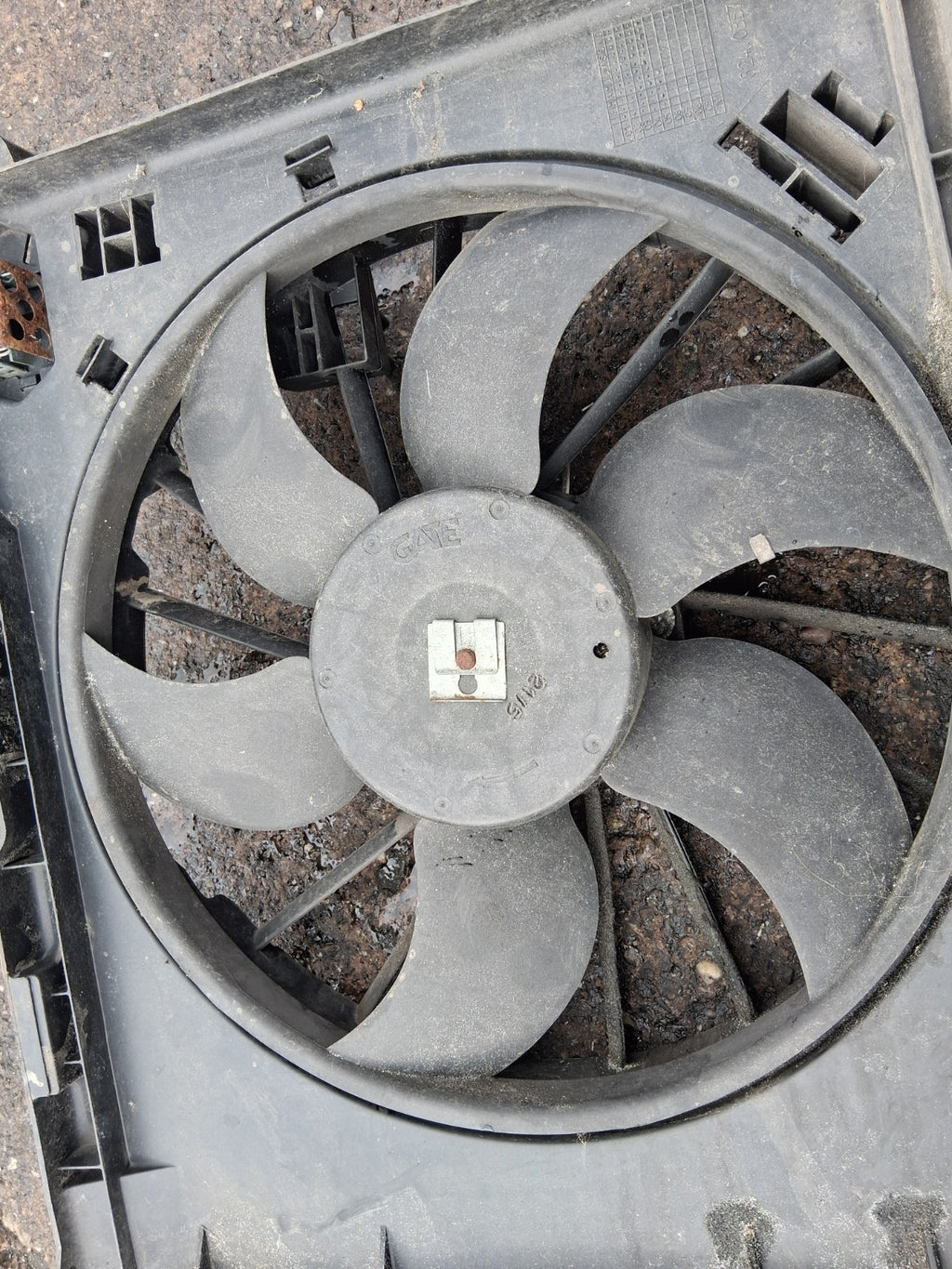 2012 RENAULT SCENIC MK3 2.0 DIESEL RADIATOR FAN