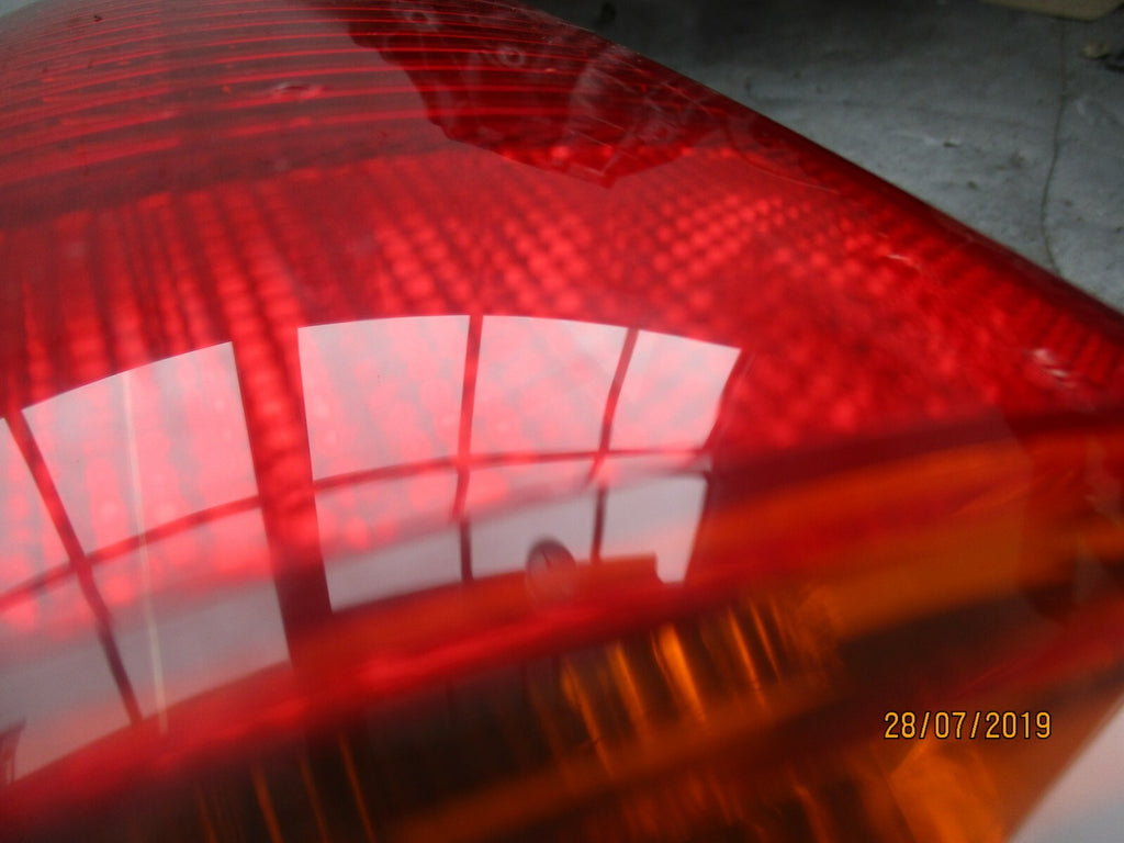FORD FOCUS MK1 NSR PASSENGER SIDE REAR LIGHT REAR LEFT 1M5113405DB