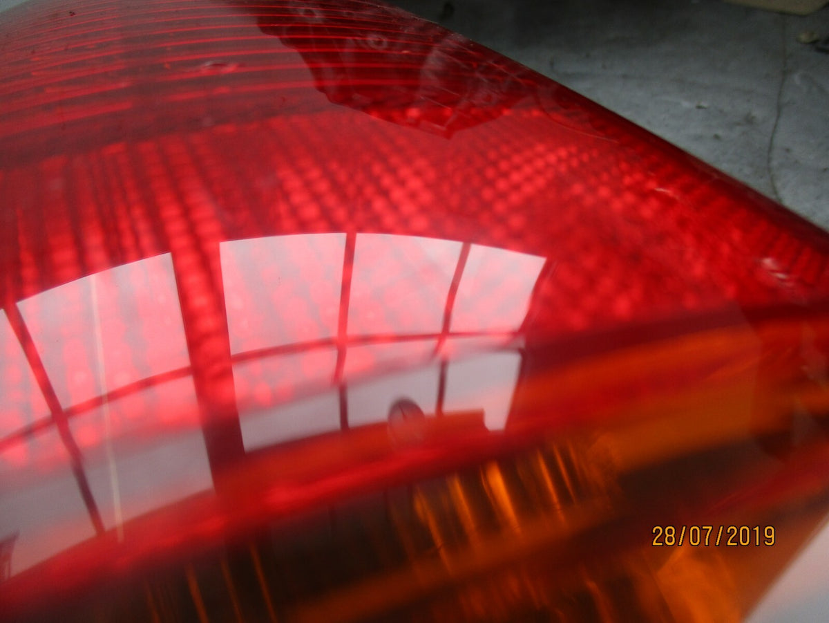 FORD FOCUS MK1 NSR PASSENGER SIDE REAR LIGHT REAR LEFT 1M5113405DB