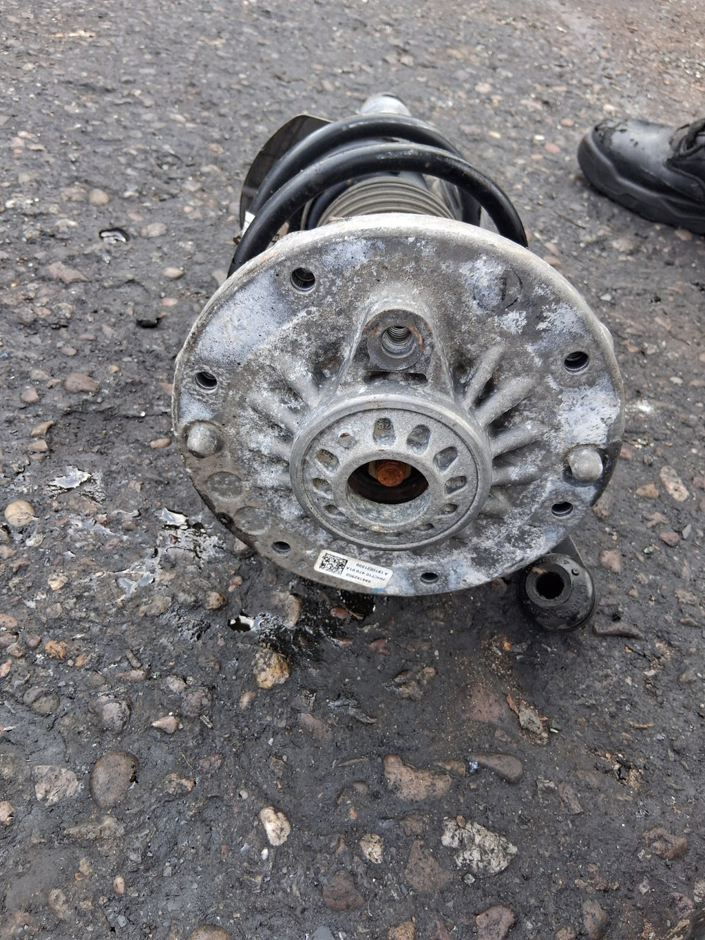 2014 BMW 3 SERIES F31 NSF FRONT LEFT PASSENGER SIDE SHOCK 6873823