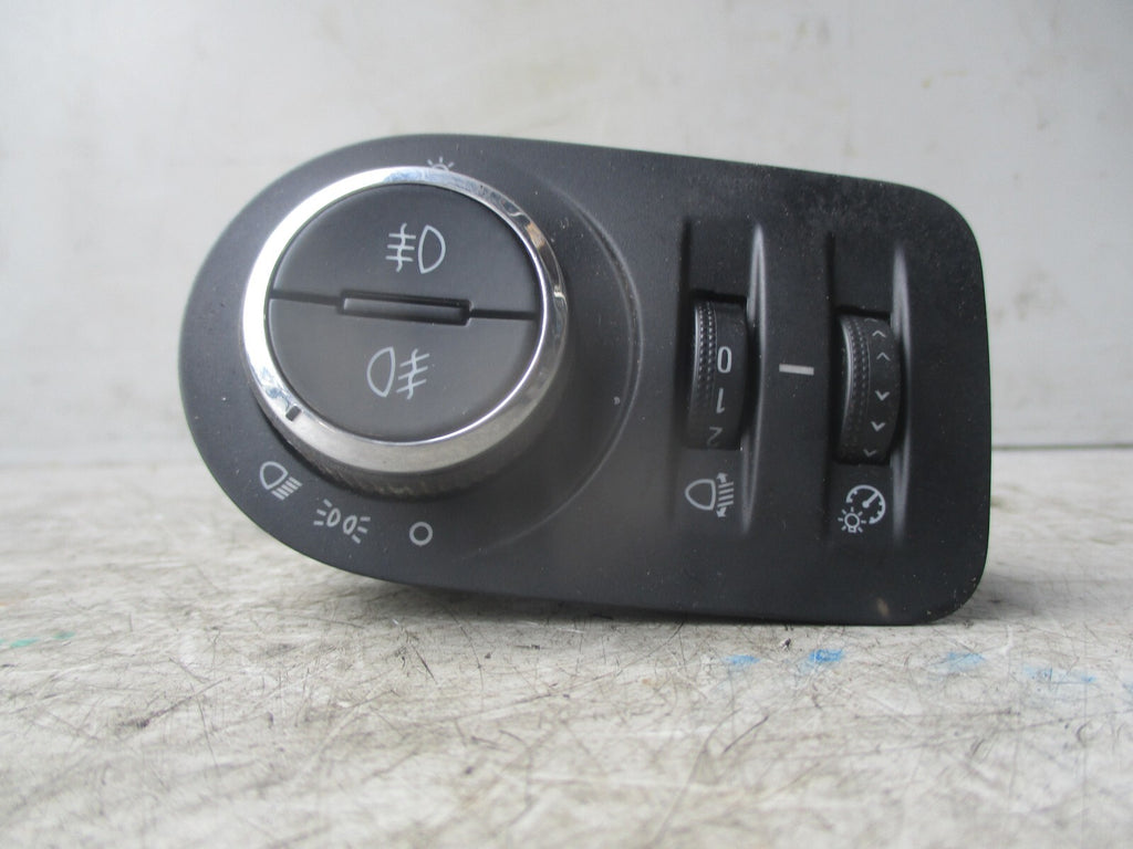 2014 VAUXHALL ZAFIRA C MK3 HEADLIGHT SWITCH CONTROL 13294819