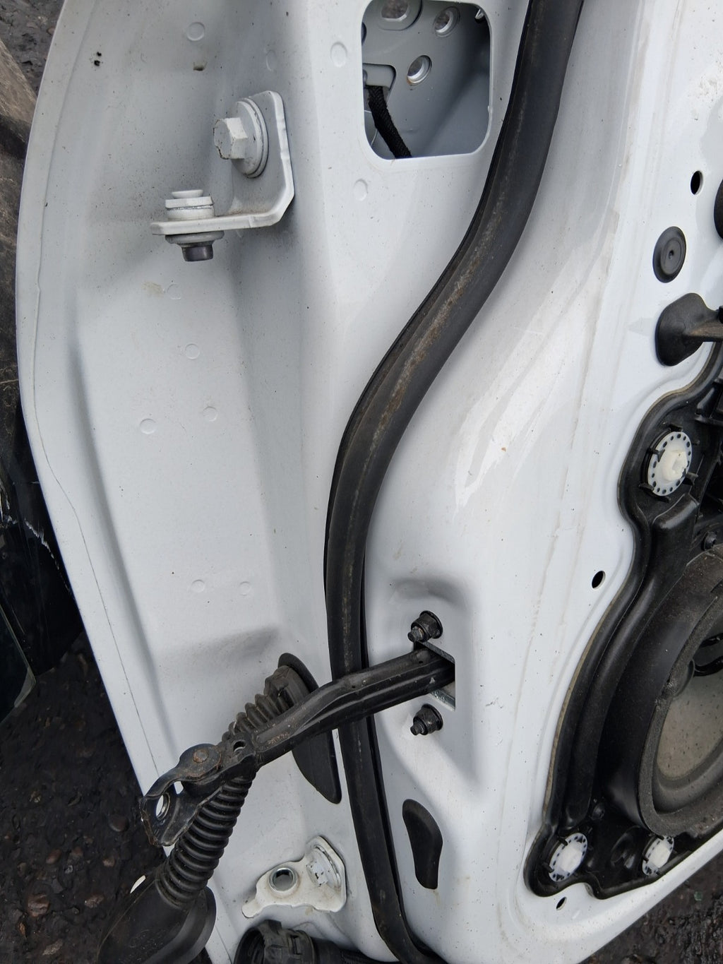 FORD FIESTA 2021 MK8 3 DOOR OSF FRONT DRIVER SIDE BARE DOOR WHITE