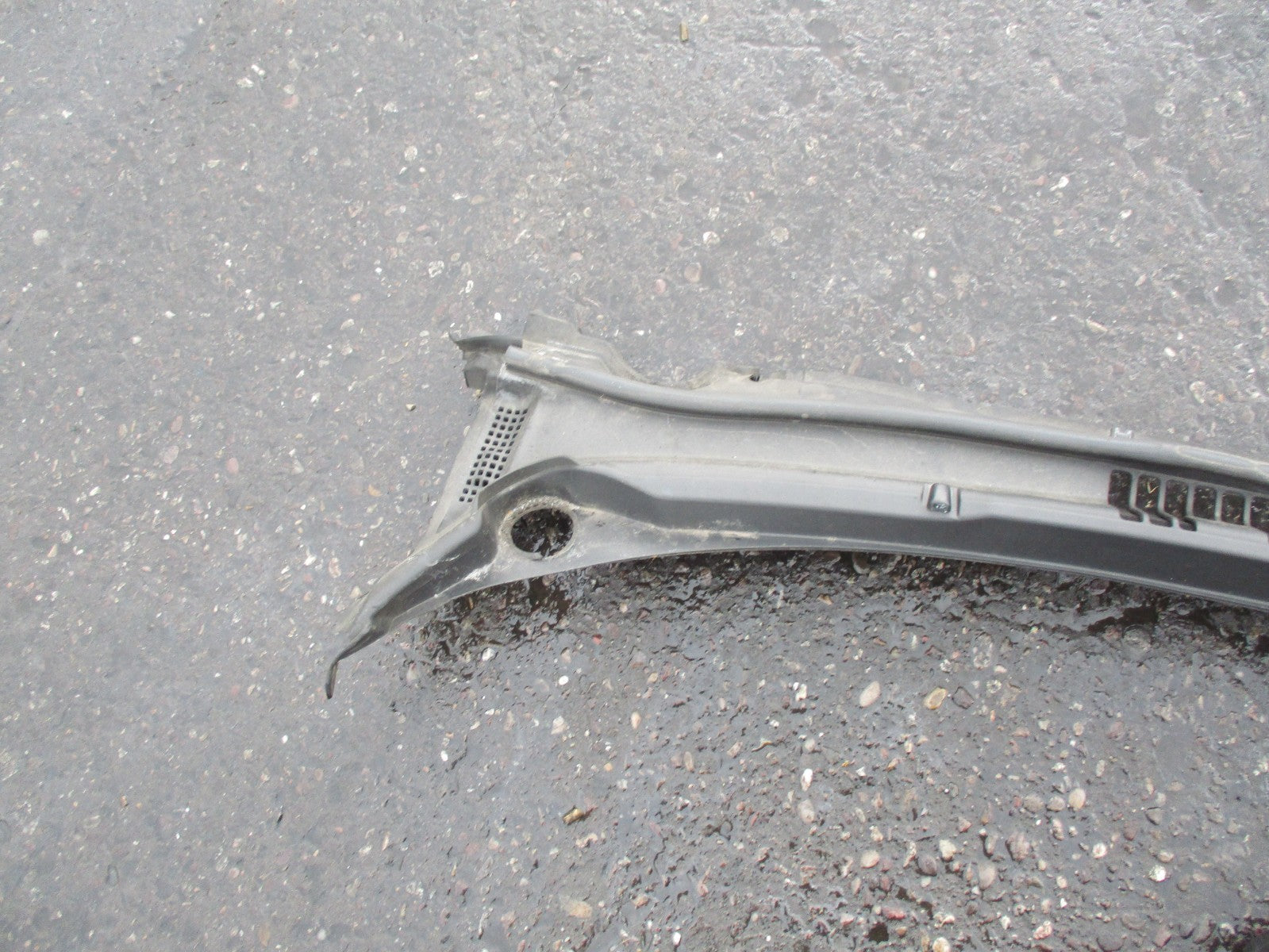 FORD MONDEO CD391 MK5 FRONT SCUTTLE PANEL COVER PANEL COWL DS73 F02216 D