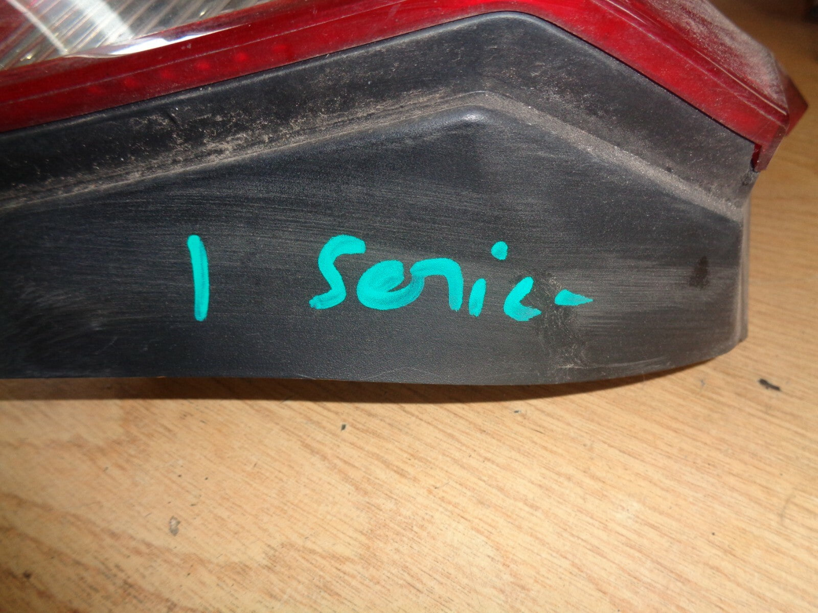 BMW 1 SERIES E87 2005 PASSENGER NEAR SIDE REAR TAIL LIGHT